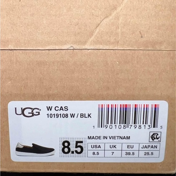 UGG “CASS” LEATHER SLIP-ON LOAFERS - Picture 1 of 8